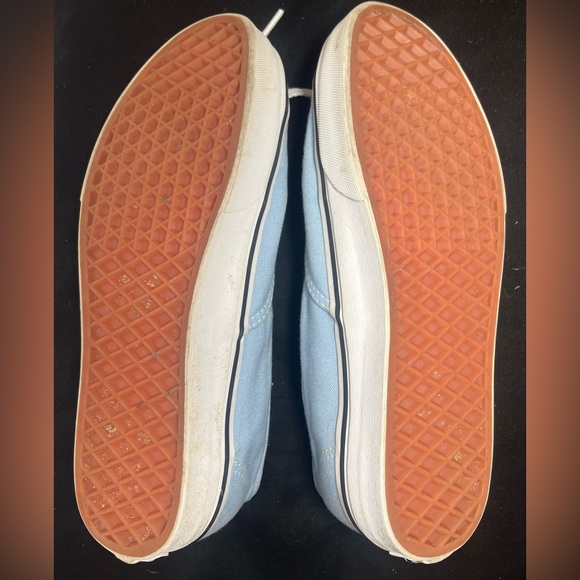 Vans Low Tops Shoes Lot of 2- Pink & Blue - Women’s Size 8.5 & Men’s Size 7 - Picture 5 of 16